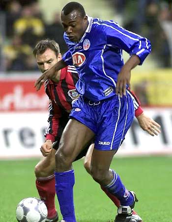 下强硬对抗 下强硬对抗